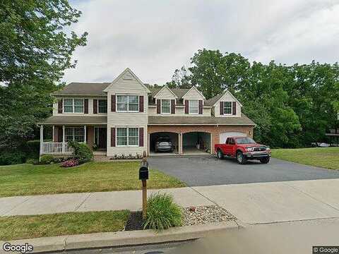 Spy Glass Hill, BATH, PA 18014