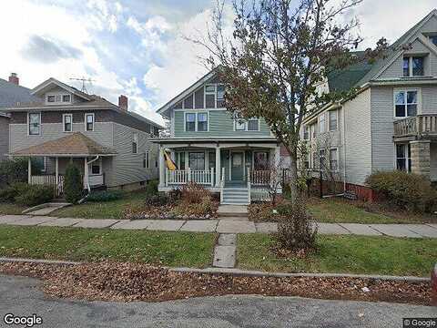 Newhall, MILWAUKEE, WI 53211