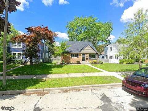 81St, MILWAUKEE, WI 53222