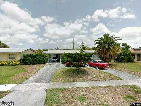 44Th, LAUDERDALE LAKES, FL 33313