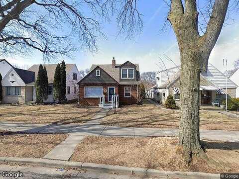 45Th, MILWAUKEE, WI 53219