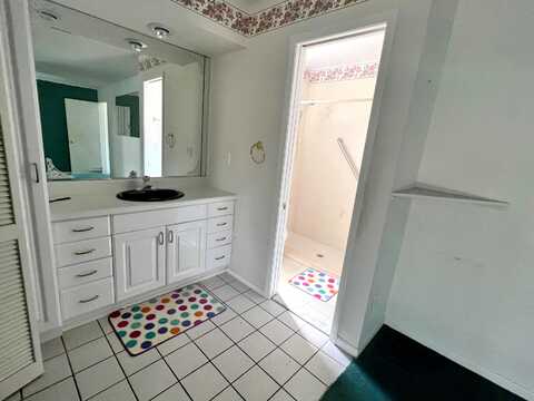 Volkerts, PORT SAINT LUCIE, FL 34983