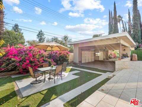 Vanowen, WEST HILLS, CA 91307