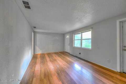Placeda, JACKSONVILLE, FL 32209