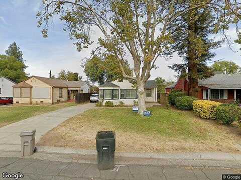 Juliesse, SACRAMENTO, CA 95821