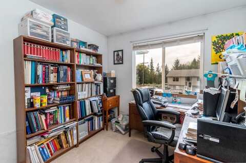 Knoll, ARLINGTON, WA 98223