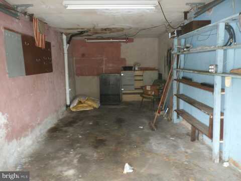 Southridge, DARBY, PA 19023