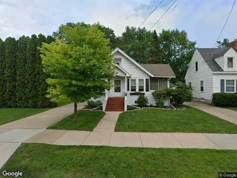 Western, OSHKOSH, WI 54901