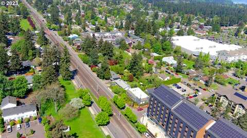 Burnside, PORTLAND, OR 97216