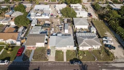 C, Lake Worth, FL 33460