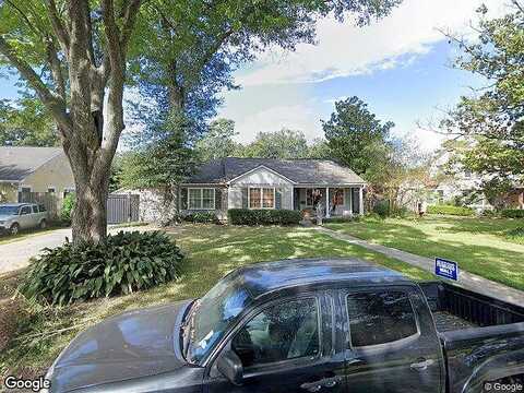 19Th, BEAUMONT, TX 77706