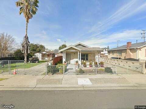 16Th, SACRAMENTO, CA 95820