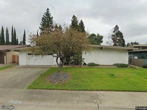 Kelsey, ELK GROVE, CA 95624