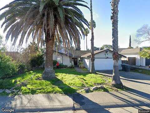 Jeanine, SACRAMENTO, CA 95842