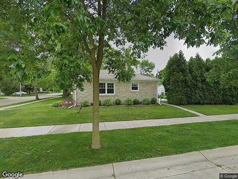 Dexter, MILWAUKEE, WI 53209