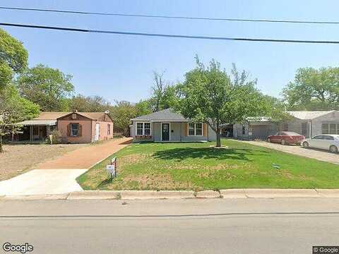 Main, KERRVILLE, TX 78028