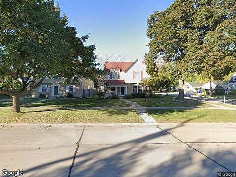 Parkway, APPLETON, WI 54911