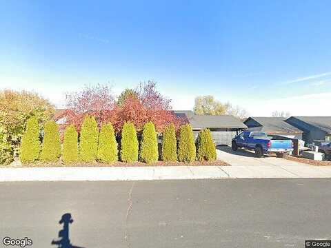Reindeer, REDMOND, OR 97756
