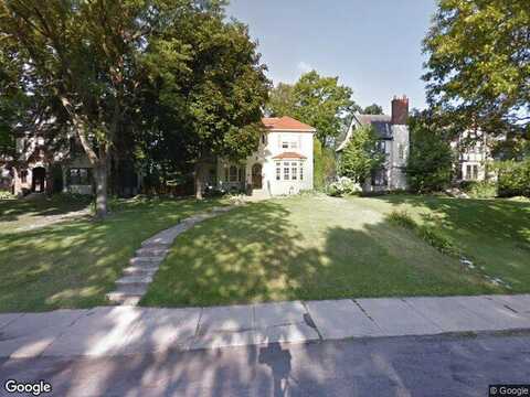 Mount Curve, SAINT PAUL, MN 55105