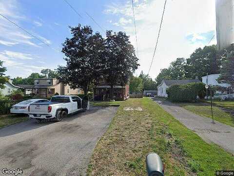 Broad, YORK, PA 17408