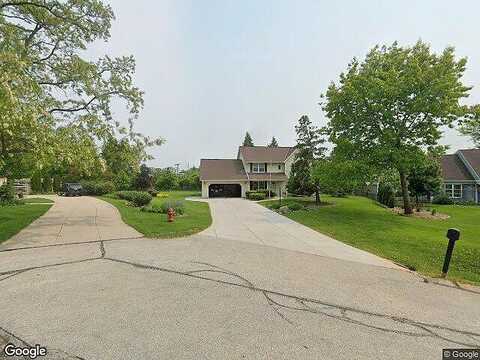 Elizabeth, BROOKFIELD, WI 53005