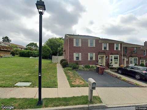 Robert, WHITEHALL, PA 18052