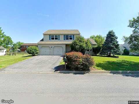 1St, NAZARETH, PA 18064