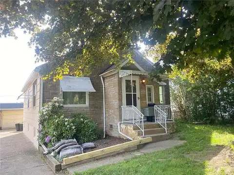 Parade, ERIE, PA 16504