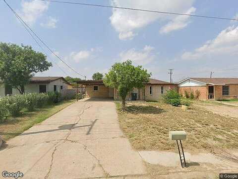 Locust, LAREDO, TX 78043