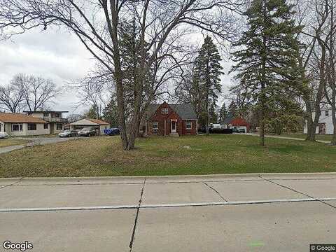 Cold Spring, MILWAUKEE, WI 53220