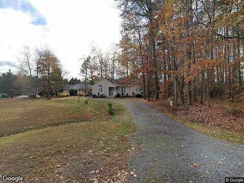 Chase, KILMARNOCK, VA 22482
