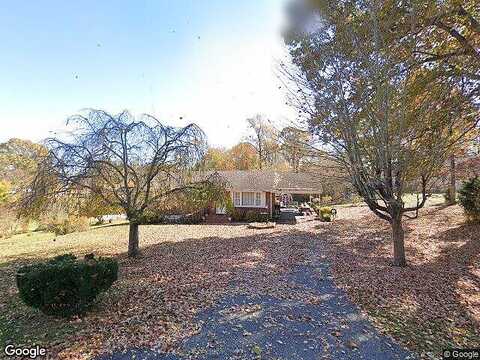 Hilda, LYNCHBURG, VA 24501