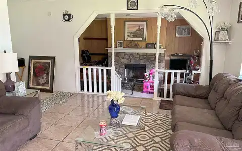 Ronda, PENSACOLA, FL 32534