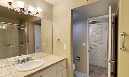 18Th, PHOENIX, AZ 85016