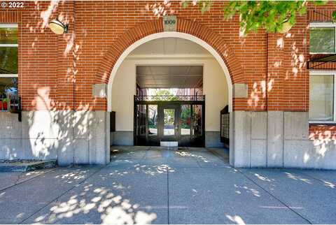 Hoyt, PORTLAND, OR 97209