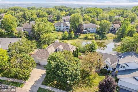 Bluff, CHASKA, MN 55318