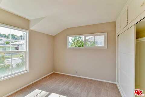 Kempton, MONTEREY PARK, CA 91755