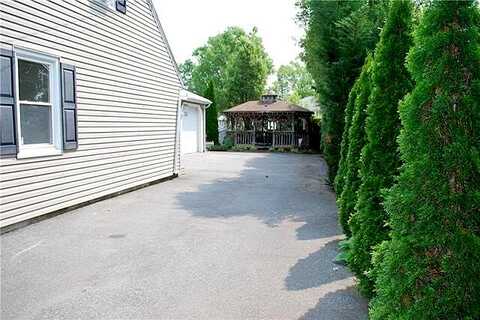 Stones Crossing, EASTON, PA 18045