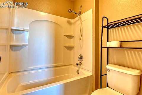 Sandy Springs, FOUNTAIN, CO 80817