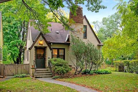 Columbus, MINNEAPOLIS, MN 55417