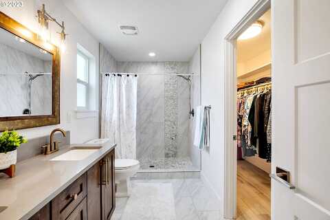56Th, VANCOUVER, WA 98661