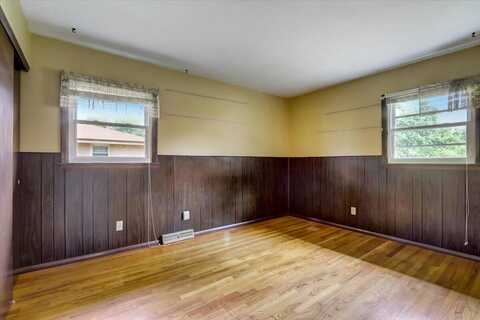 47Th, MILWAUKEE, WI 53220