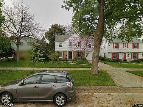 Shoreland, RACINE, WI 53402