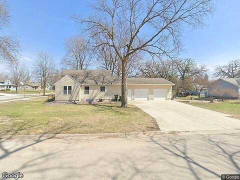 5Th, HUTCHINSON, MN 55350