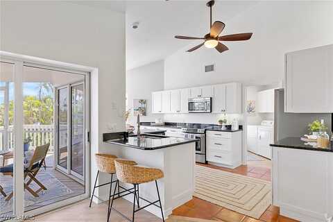 Twin Lakes, SANIBEL, FL 33957
