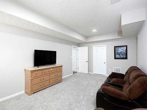 Shelley, LOCUST GROVE, GA 30248