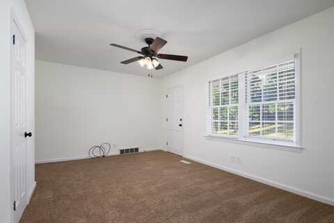 Erna, COLUMBUS, GA 31906