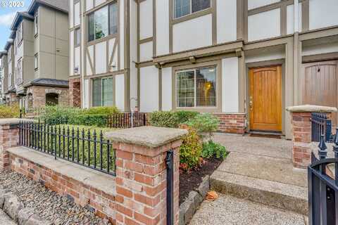 Costa, WILSONVILLE, OR 97070