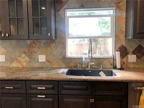 Eshelman, LOMITA, CA 90717