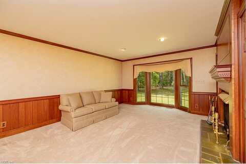 Shands, COURTLAND, VA 23837